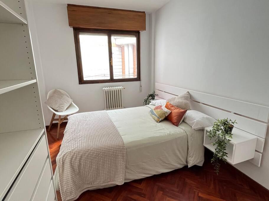 Apartamento El Fontan, Parking Gratuito Gijon Exterior photo